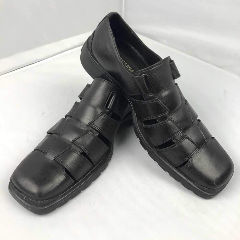 Kenneth Cole Reaction Size 8 Black Shoes Open Side